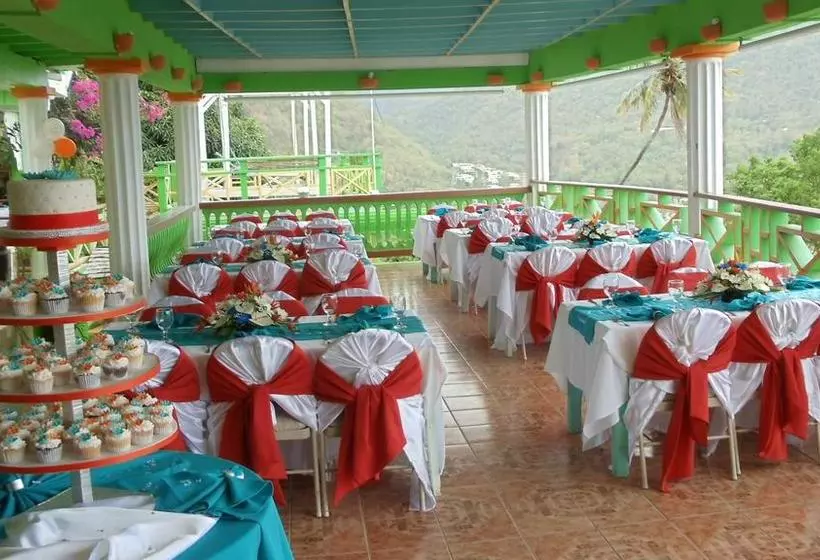 هتل Villa Des Pitons