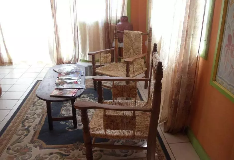 هتل Villa Des Pitons