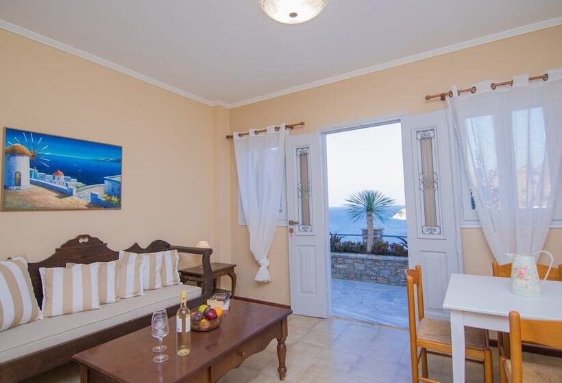 Niriides Hotel Apartments