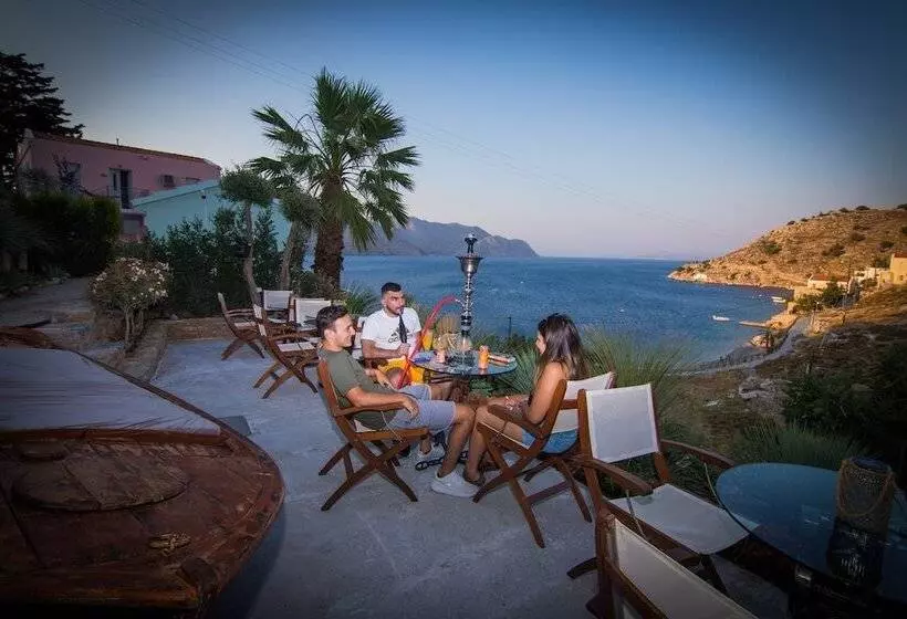 Niriides Hotel Apartments