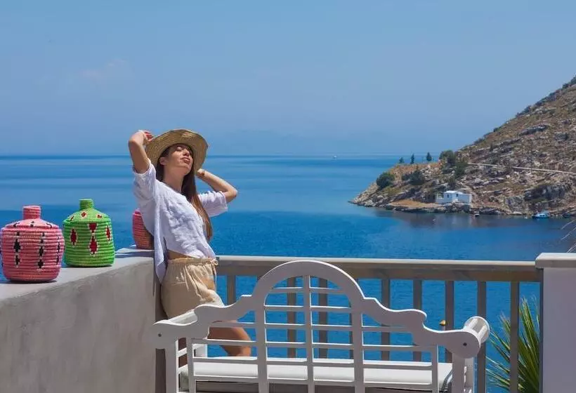 Niriides Hotel Apartments