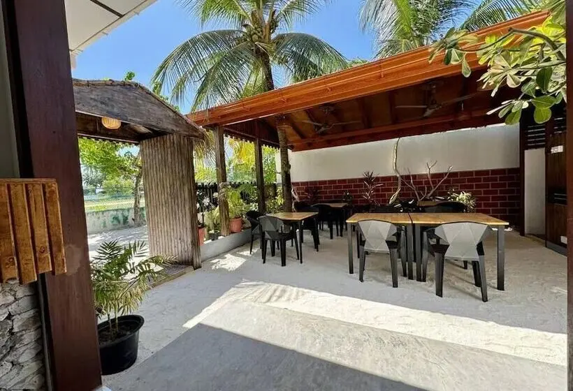 پانسیون Seascape Retreats Dhigurah