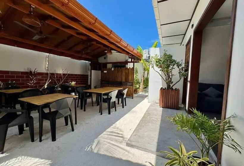 پانسیون Seascape Retreats Dhigurah