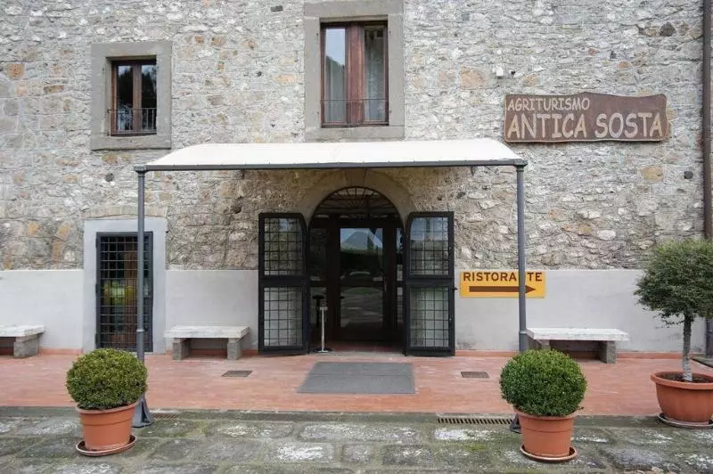 هتل Agriturismo Antica Sosta