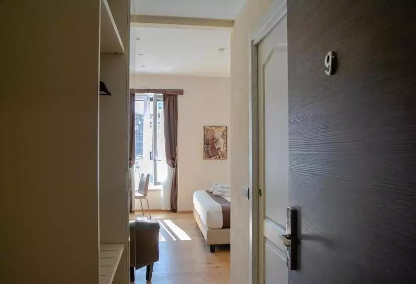 هتل Aiello Rooms San Babila