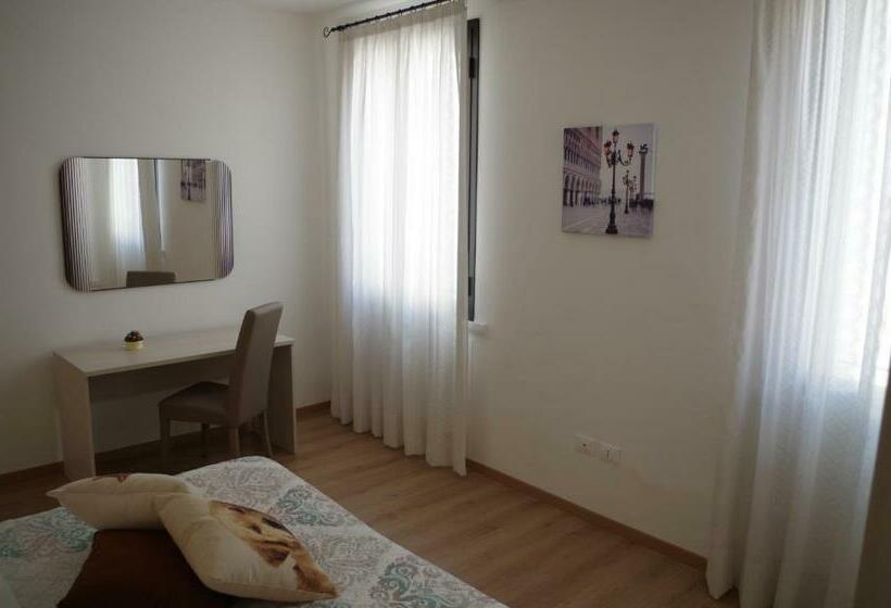 בית מלון כפרי Alla Torre B&b