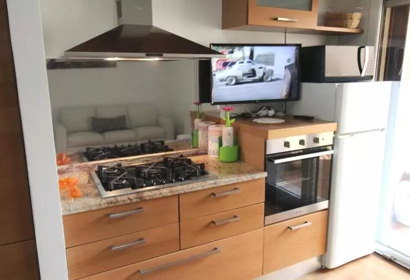 هتل Appartamenti Massimiliano