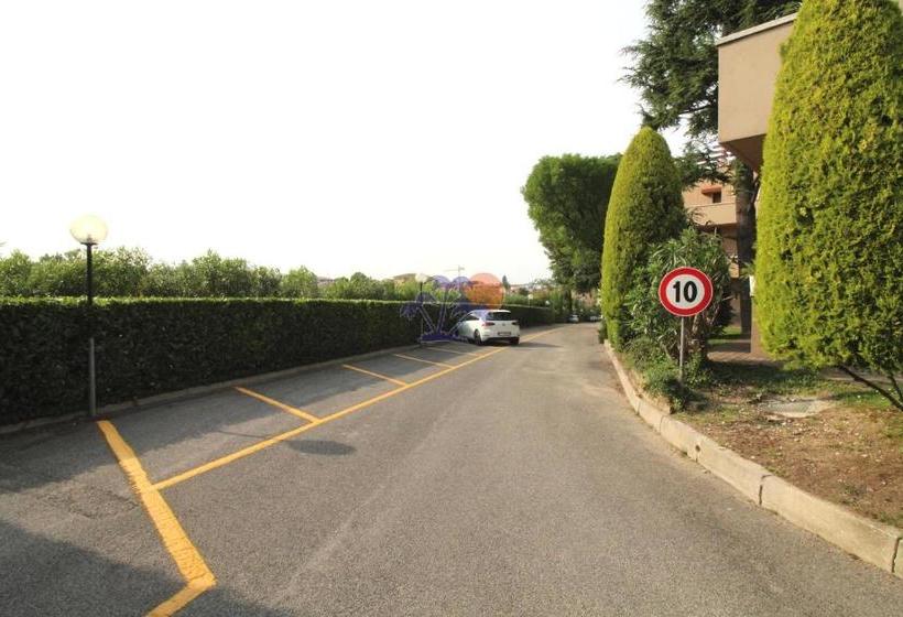 ホテル Appartamenti Massimiliano