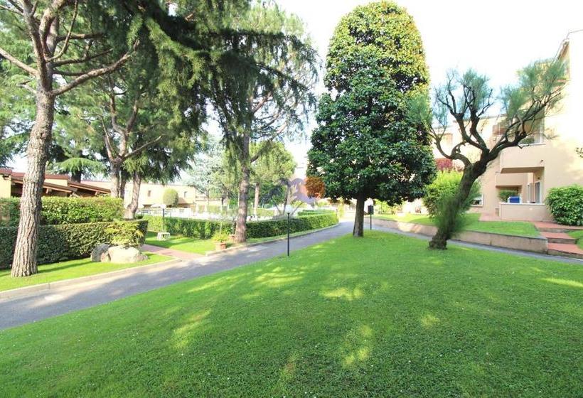 ホテル Appartamenti Massimiliano