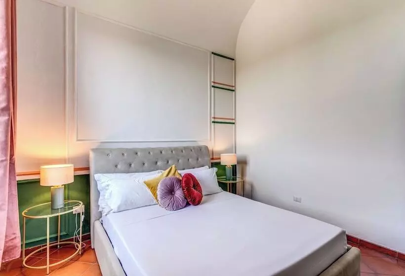 هتل Aweshome Villa Tower