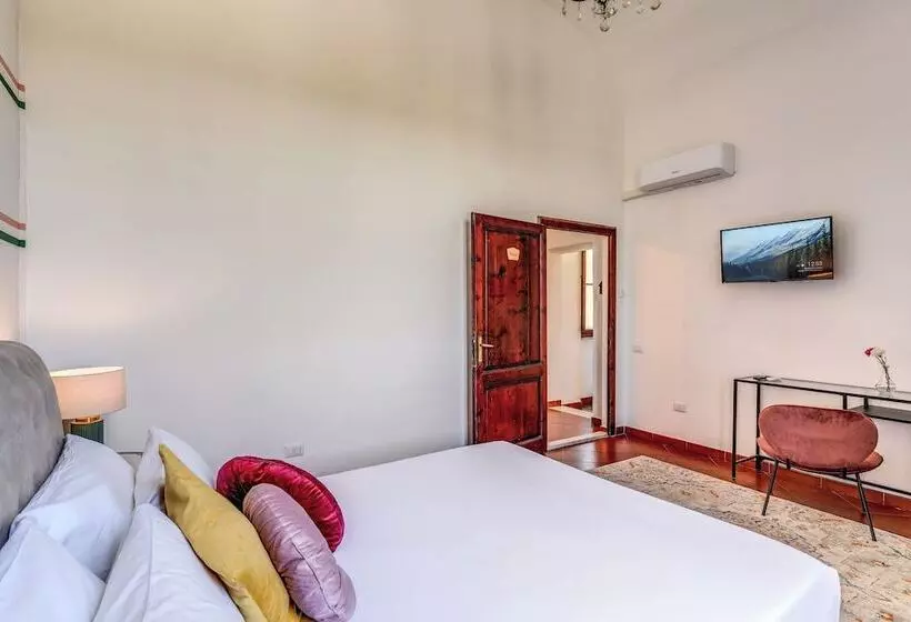 هتل Aweshome Villa Tower