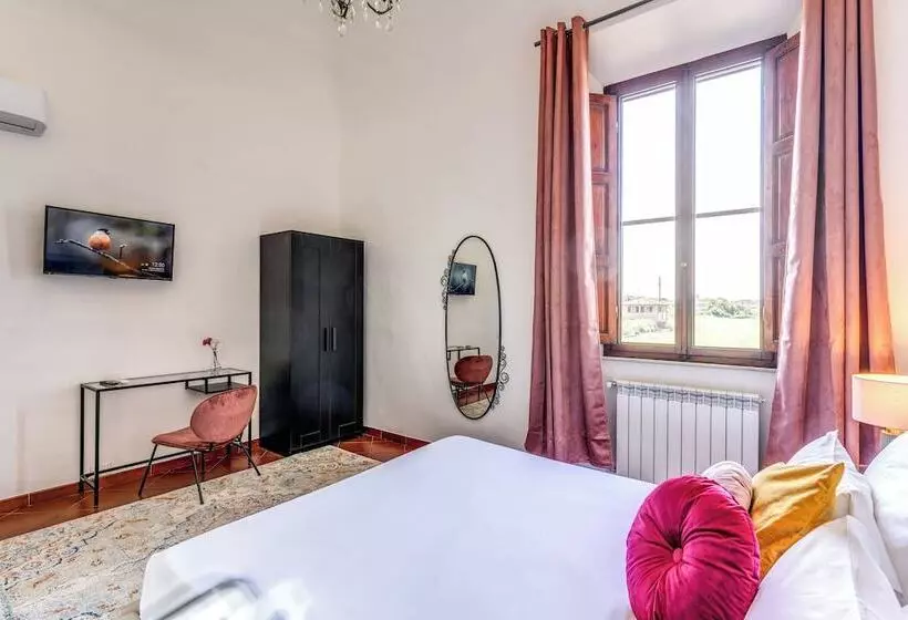 هتل Aweshome Villa Tower