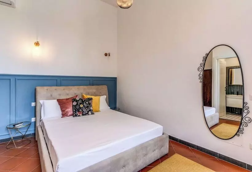 هتل Aweshome Villa Tower