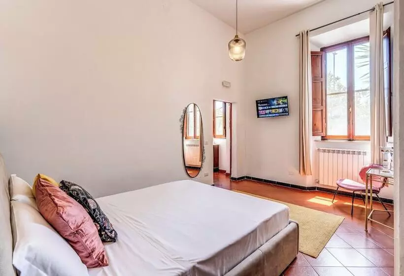 هتل Aweshome Villa Tower