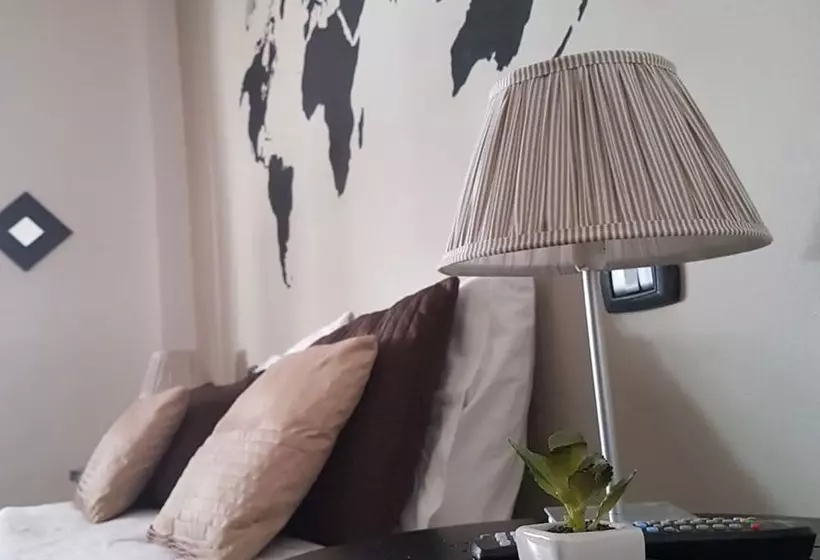 هتل B&b Dolce Luna