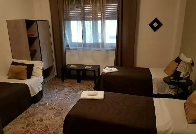 هتل B&b Dolce Luna