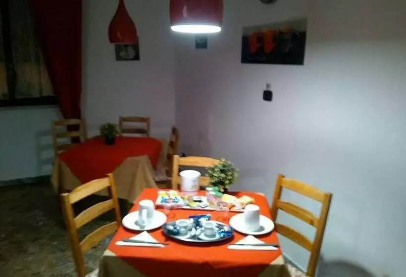 هتل B&b Dolce Luna