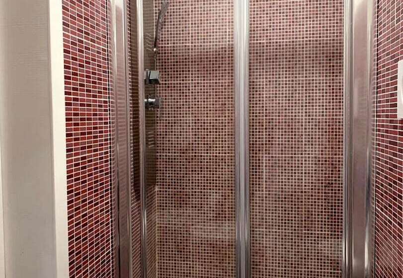 هتل Duca Di Uzeda Bed And Breakfast