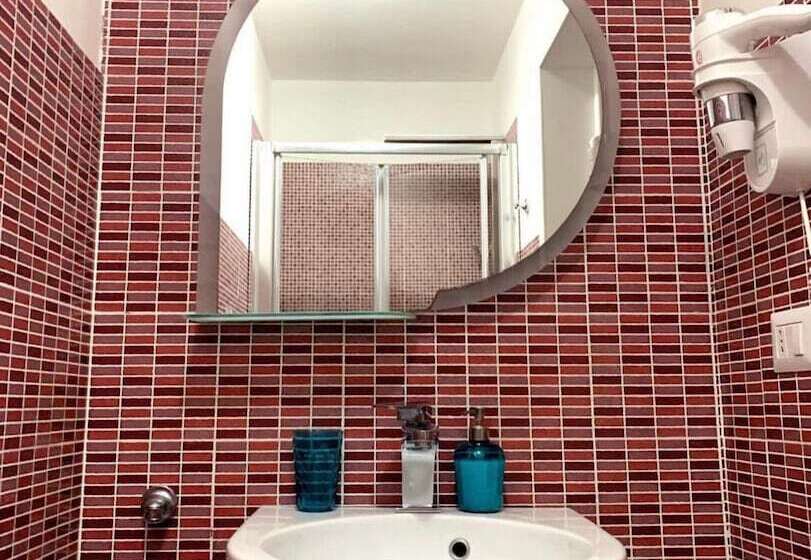 هتل Duca Di Uzeda Bed And Breakfast