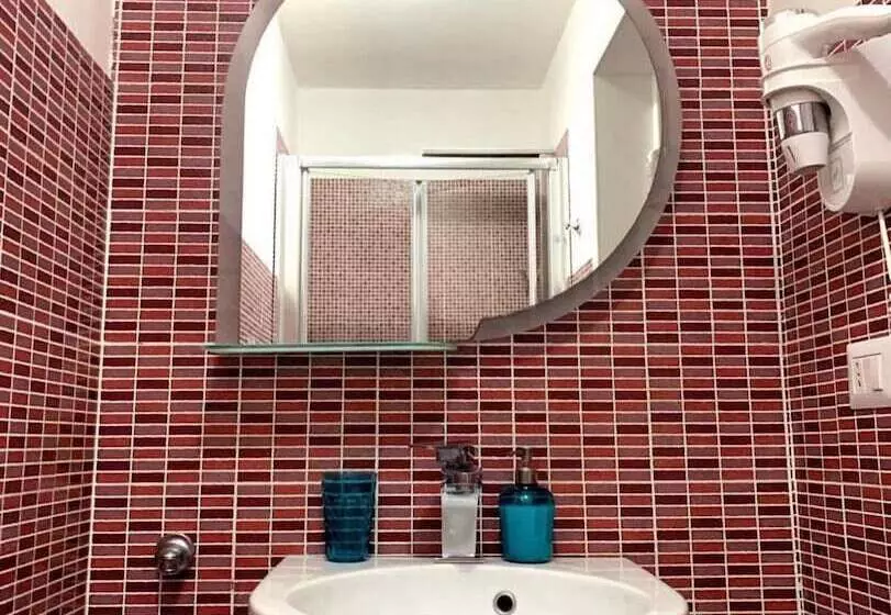 هتل Duca Di Uzeda Bed And Breakfast