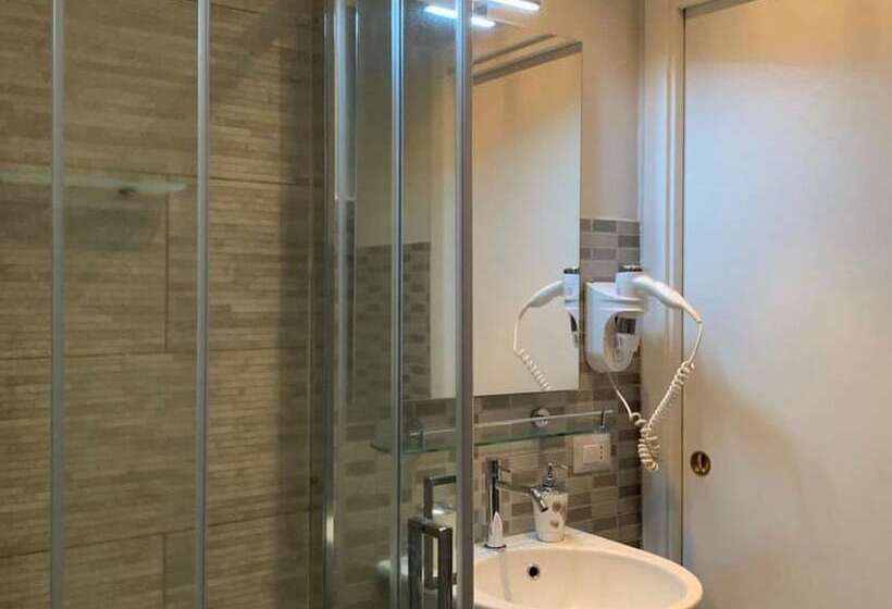 هتل Duca Di Uzeda Bed And Breakfast