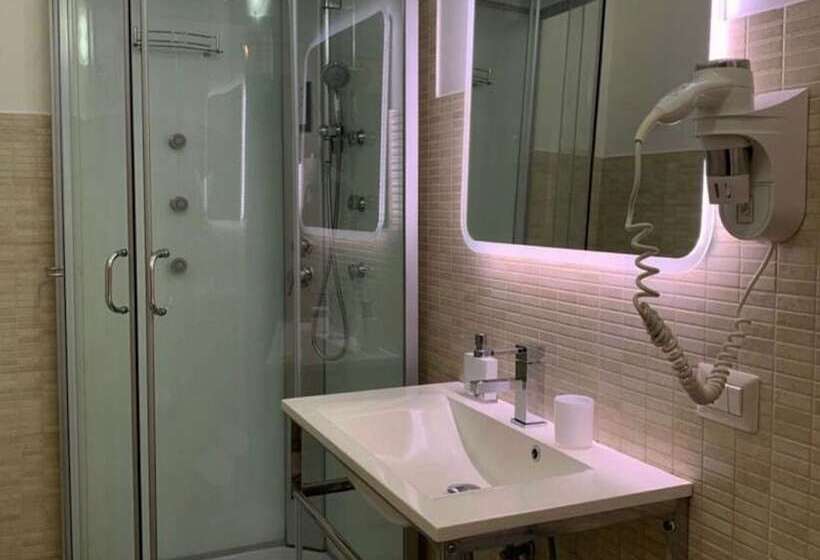 هتل Duca Di Uzeda Bed And Breakfast