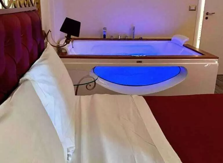 هتل Duca Di Uzeda Bed And Breakfast