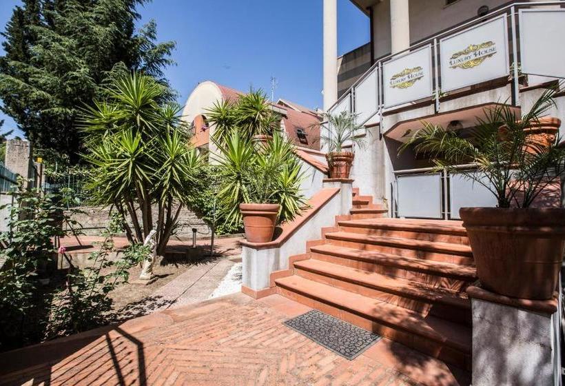 בית מלון כפרי Luxury House