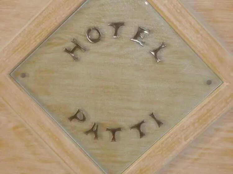 ホテル Patti