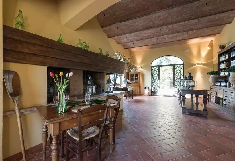 Hotelli Podere Torricella