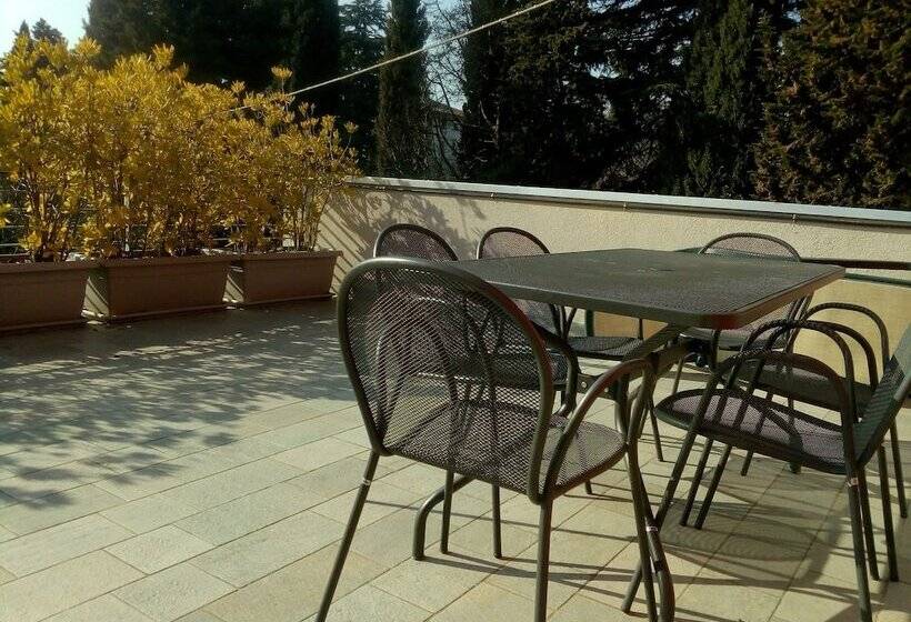 בית מלון כפרי Relais Villa Lezard