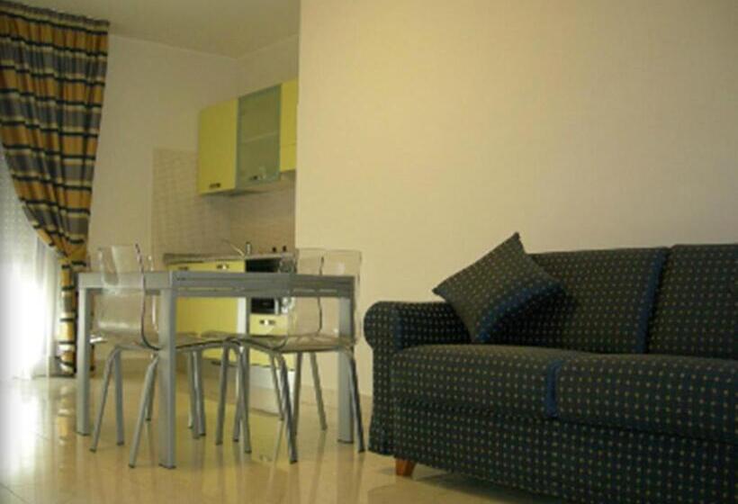 בית מלון כפרי Residence Montegrappa