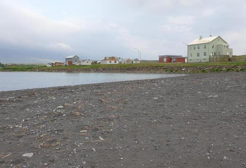 هتل Riverside Hostel