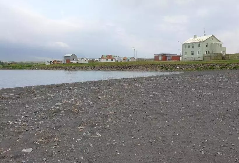 هتل Riverside Hostel