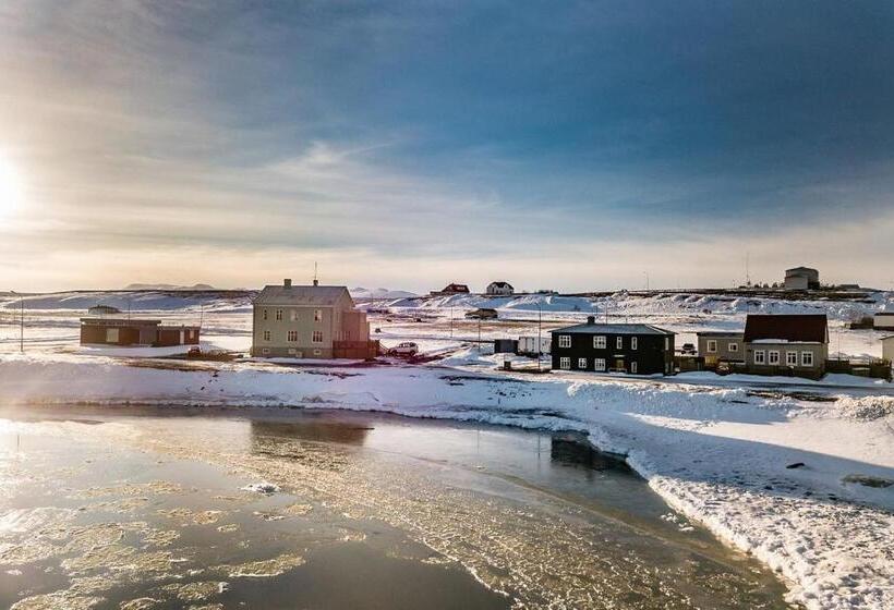 هتل Riverside Hostel