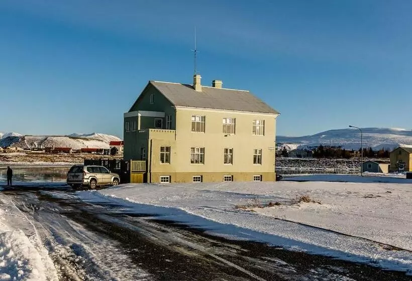 هتل Riverside Hostel