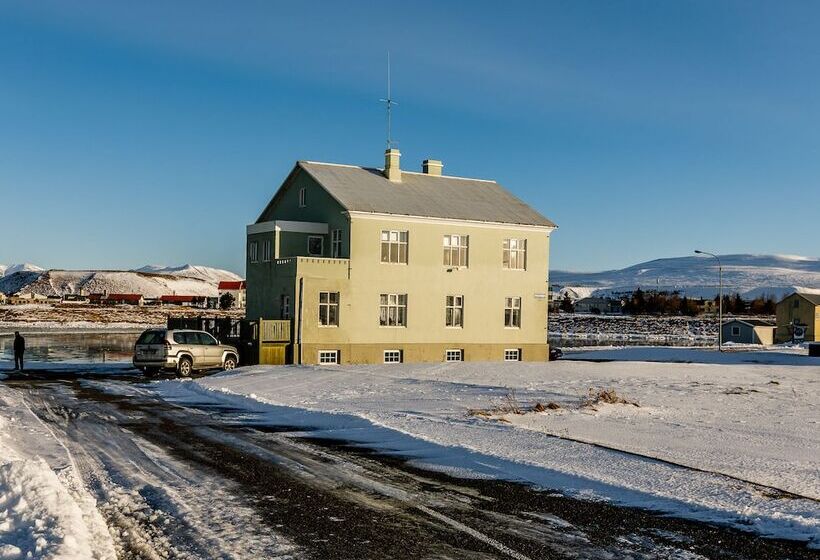 هتل Riverside Hostel