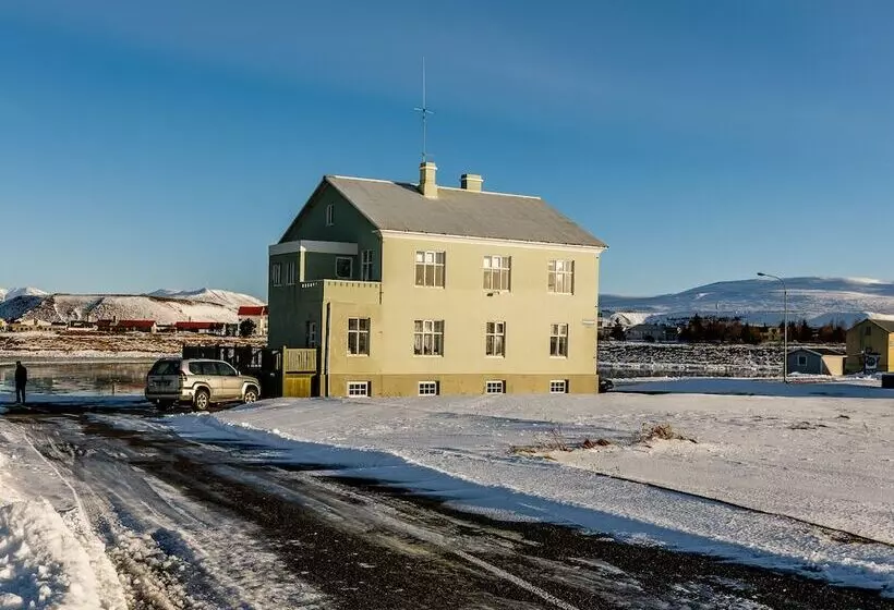 هتل Riverside Hostel