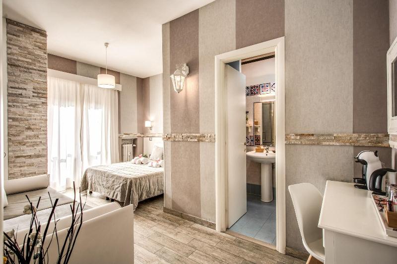 פנסיון Santamaria Inn