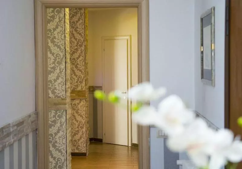 پانسیون Santamaria Inn