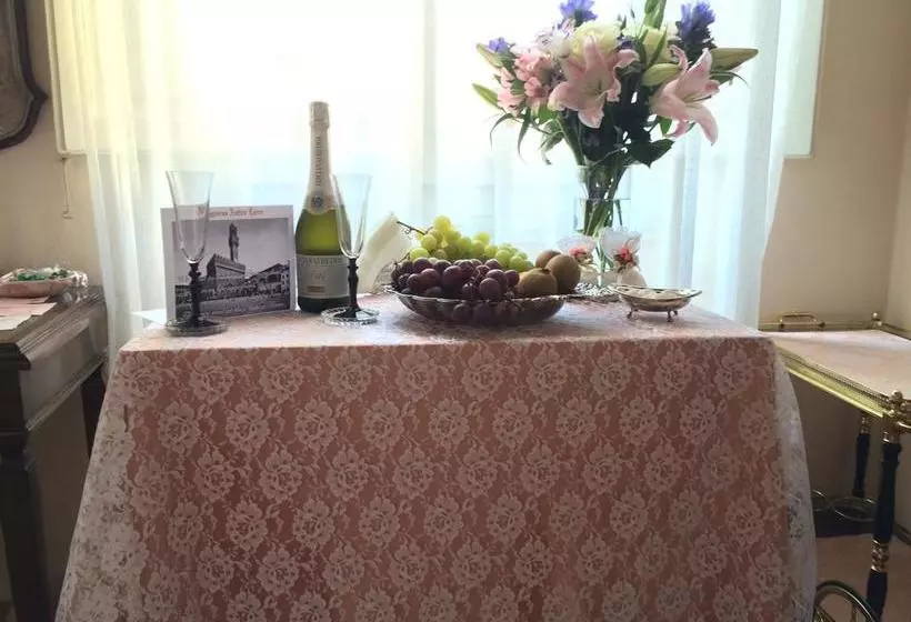 هتل Soggiorno Antica Torre