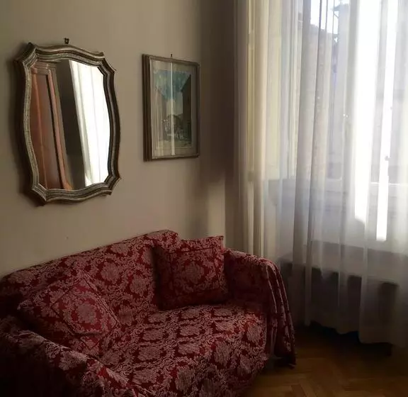 هتل Soggiorno Antica Torre