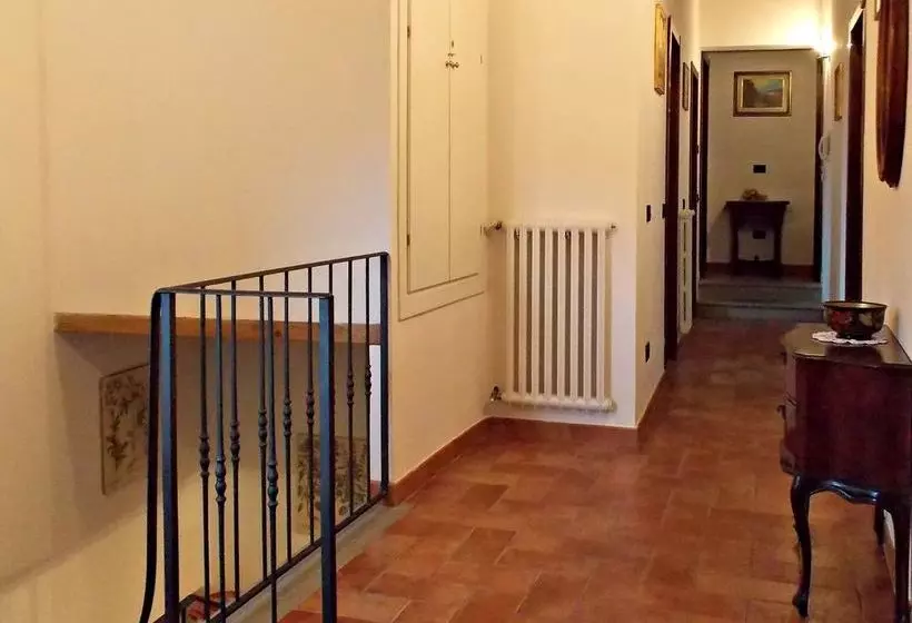 Hotelli Villa Santa Maria A Bovino