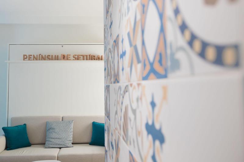 هتل Almada Wine House