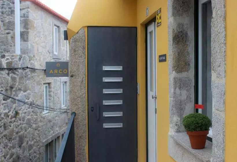 هتل Arco Apartments