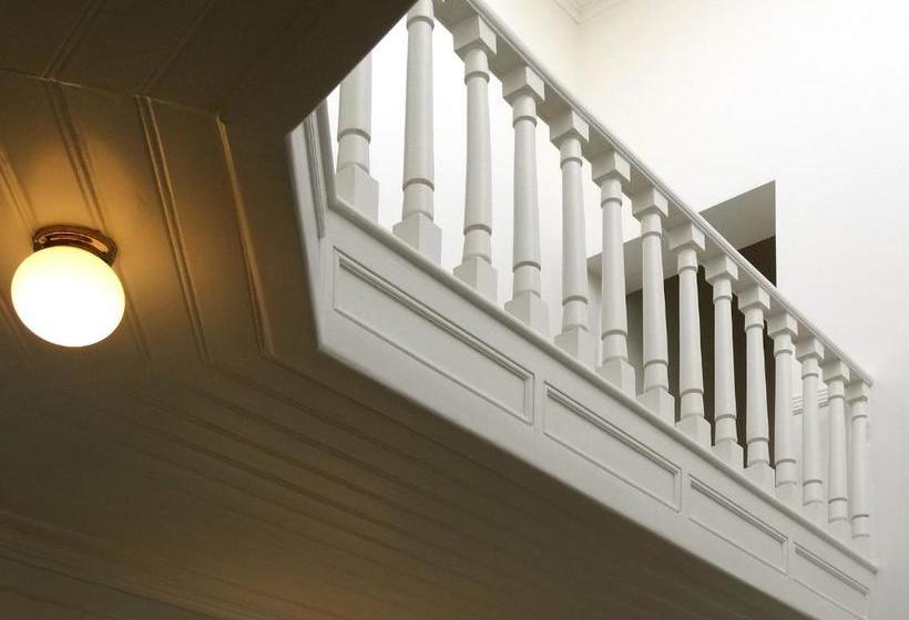 هتل Casa 92 Lugares De Castraleuca