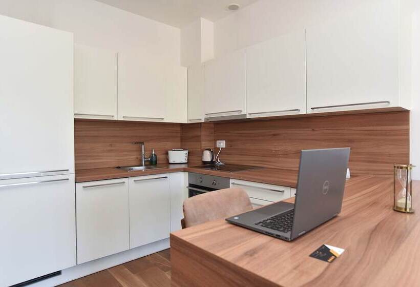 هتل Chill And Go Apart