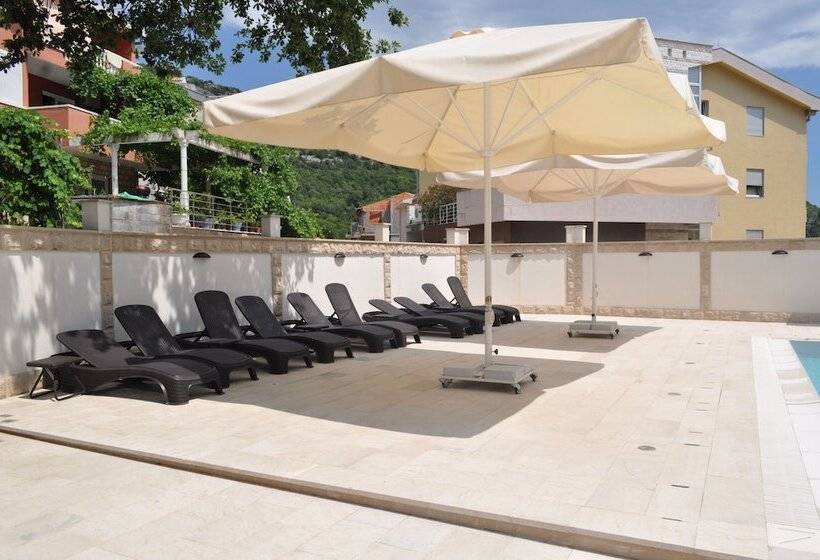 هتل Chill And Go Apart