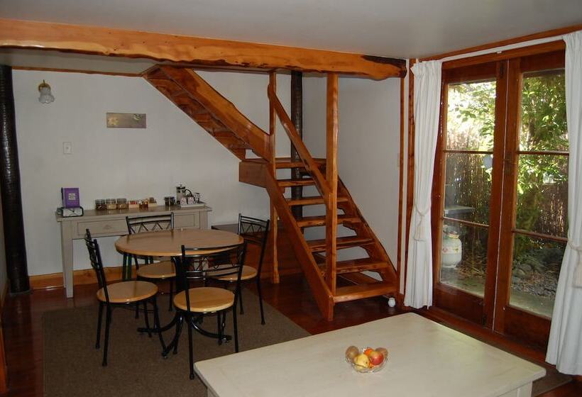 호텔 Dylans Country Cottages