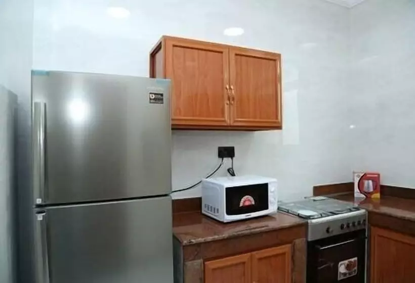 هتل Golden Seasons Furnished Apartments 5